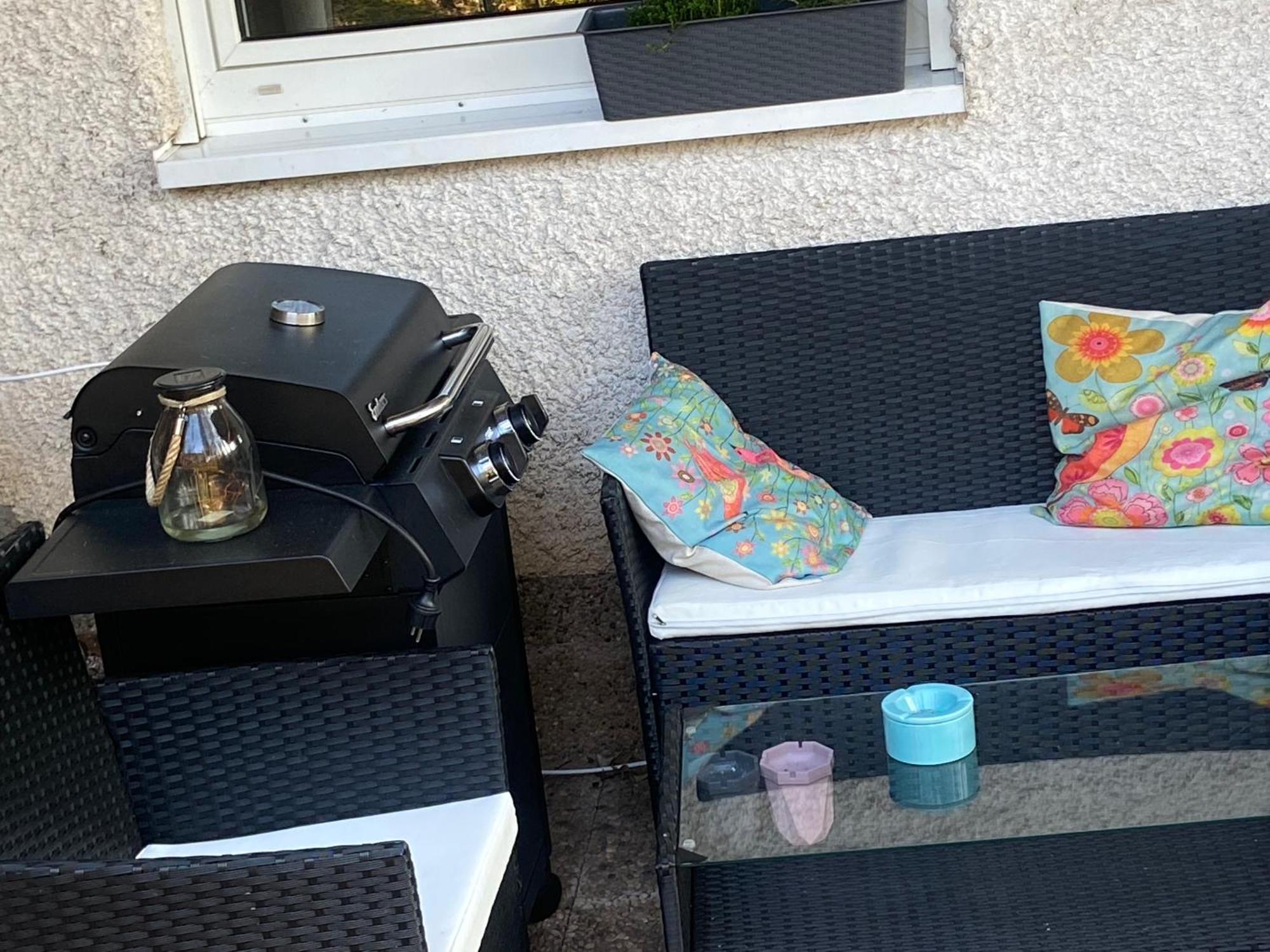 In Saarbruecken Stadtnahe Gemuetliche Wohnung Am Deutsch-Franzoesischen Garten Bagian luar foto