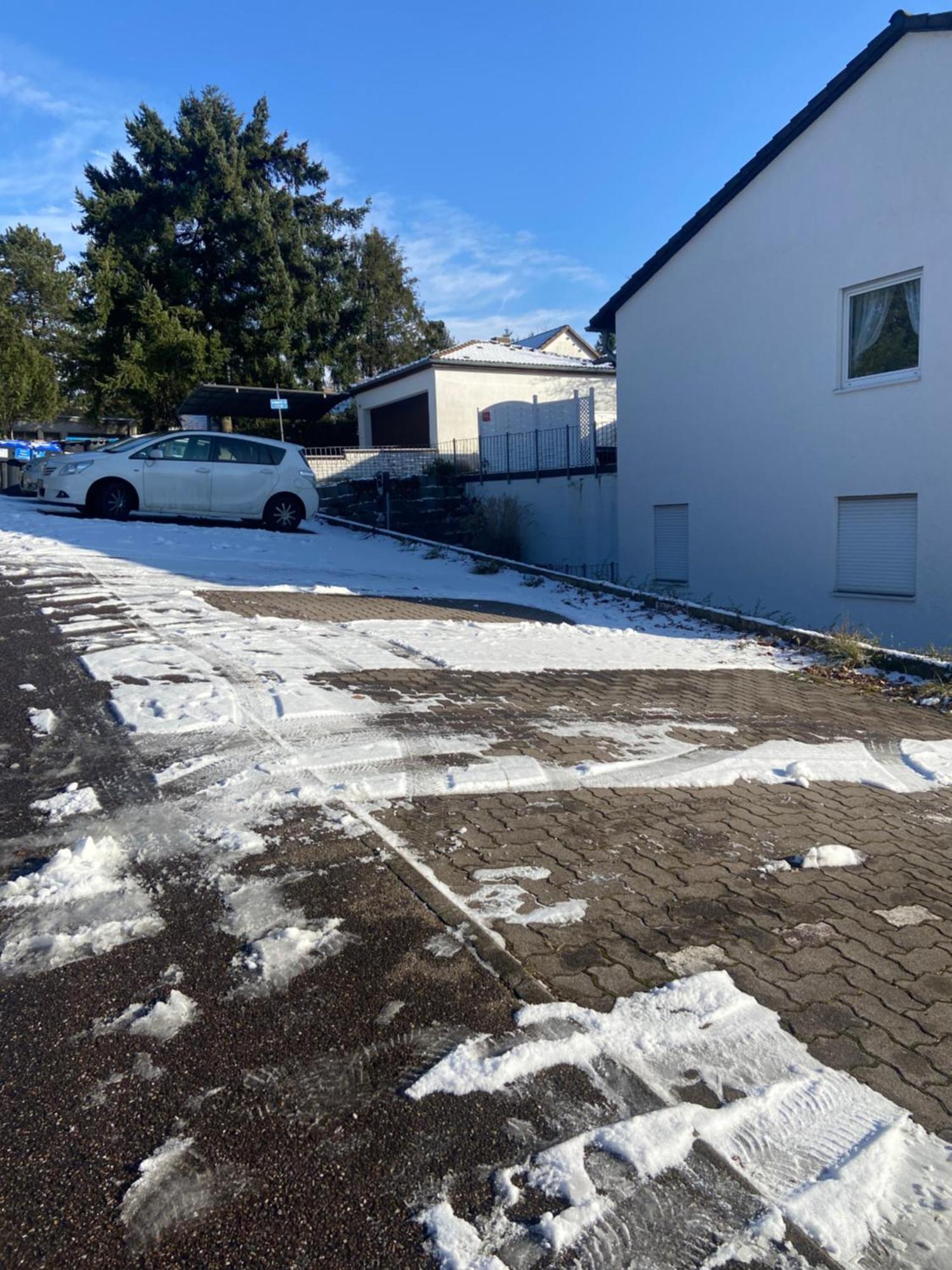 In Saarbruecken Stadtnahe Gemuetliche Wohnung Am Deutsch-Franzoesischen Garten Bagian luar foto